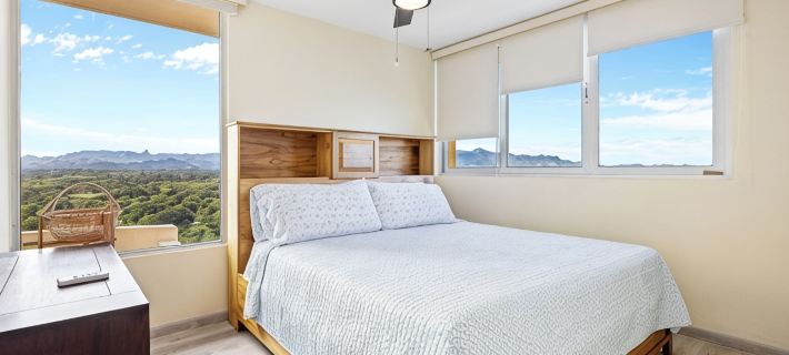 Casa Serena Beachfront Condo - 3BRM-Ocean + Mountain Views-Beautiful-Sleeps 2-6 Hotels in Chame