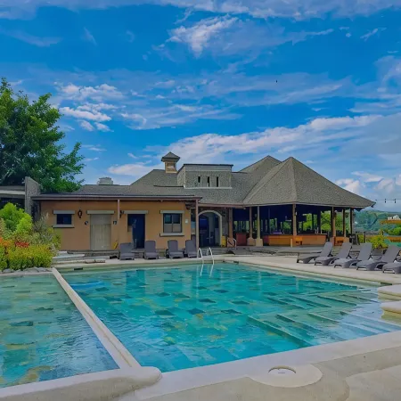 Casa de Palmas -Modern Villa in 4 Star Beach Resort Short Walk to Playa Hermosa!