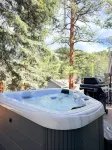 Romantic Mountain Cabin w/ Hot Tub. Near Rocky Mountain National Park. - Chalets