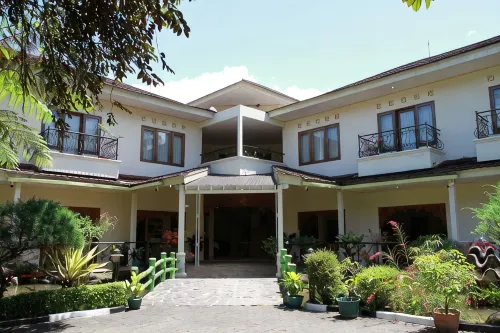 Resort Prima Cipayung
