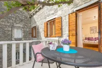 Authentic Stone Villa In The Heart Of Split, Next To Diocletian's Palace - บังกะโล