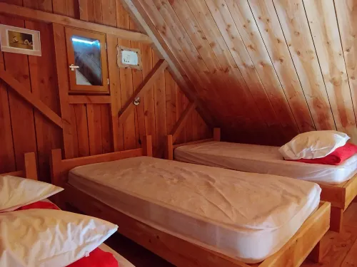 Les Cabanes de Souègnes Chalet le Pinson - Chalets