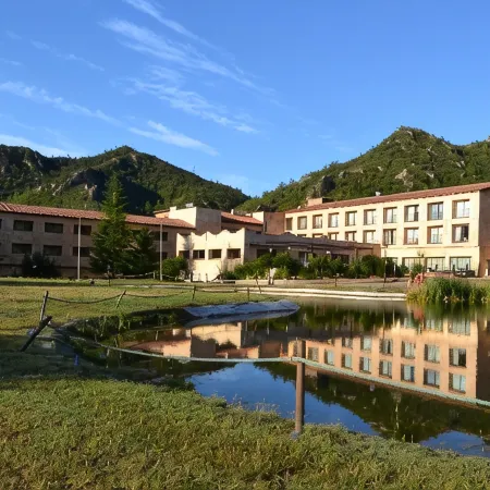 La Figuerola Hotel & Restaurant