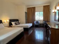 Seri Indah Resort - Beach
