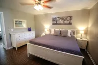 Heated pool at home, close to downtown