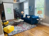 Unique 1 Bedroom Apartment in the heart of downtown Jonesborough - Homestays