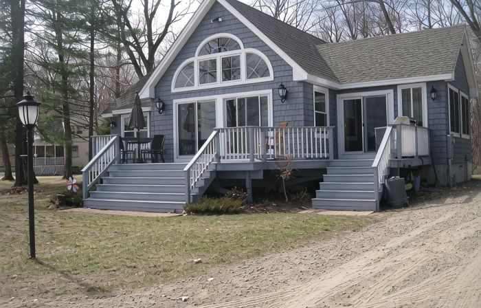 Waterfront Home on the Beach. Ossipee Lake