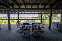Screened Patio on Pickwick River- Boat & RV Parking, Fishing Pier- Dogs allowed