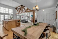 Lakefront Oasis near Lewiston & Niagara Falls - 4-Star