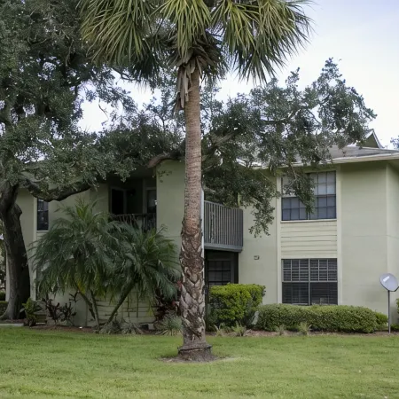 A + Location! 2 Bedroom/ 2 Bath Condo with pool/ stroll to beautiful beach