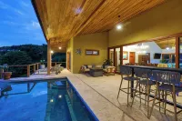 Vista Sirena: Expansive Ocean View 4 bedroom / 4.5 bath home above Dominical - Pools