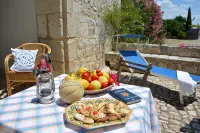 Dimora siciliana, giardino, piscina, wi-fi gratuito,orto biologico