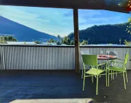 Walk everywhere from Railtown Suite! + spacious, beautiful, & comfortable. - 4 tähden