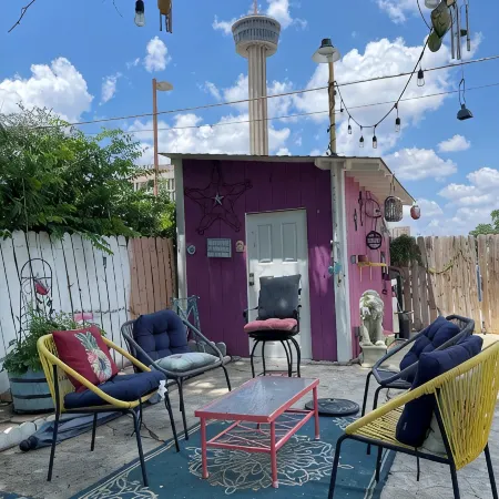 Downtown & Southtown leisure district, trendy cafe's, restaurants,  bar's
