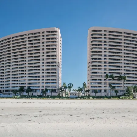 BEACH PARADISE FOUND