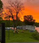 Beautiful Upper Suite on Nelson Lake with Balcony & Lakeviews!