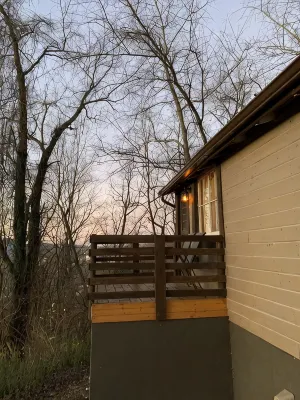 Overlook Cabin. Pet Friendly. Near Casino, Downtown - 4-Star