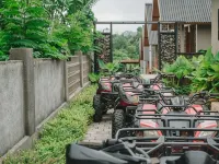 Air ilir Grand Villa 鄰近新加拉惹吉吉瀑布（Gitgit Waterfall）的酒店