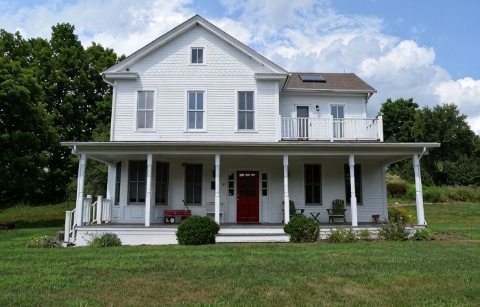 Stunning Luxury & Breathtaking Scenic Paradise. Ask about Full Summer Rental!