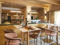 Mercure Avignon TGV Hotel et Spa - breakfast