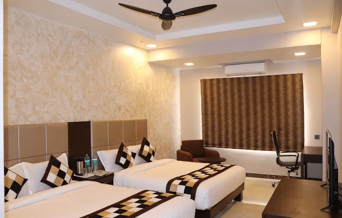 Mangal Grand Hotel