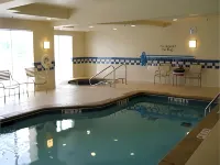 Fairfield by Marriott Inn & Suites Edmond - Pools