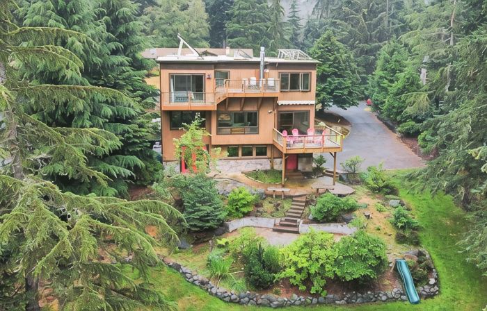 Deception Pass home with forest and bay views