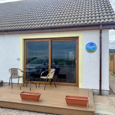 Dalchalm Hideaway - self-catering apartment near Brora