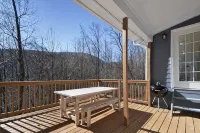 Cozy Mountain Cabin - Boutique