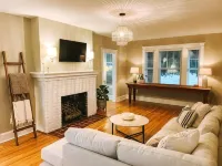 Private Kilmarnock Home: Walk to Dining + Minutes to Wedding Venues & Wineries - 4-Star