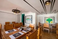Holiday Beach Resort