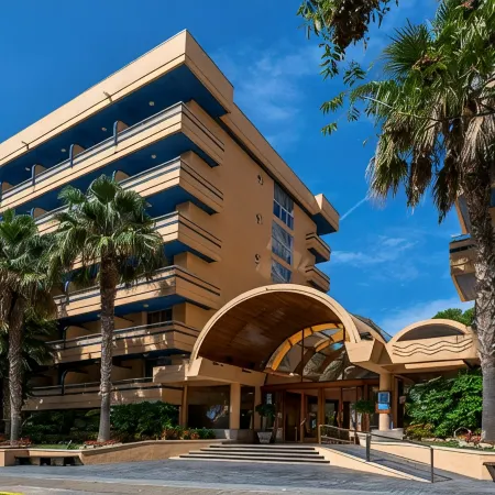 4R Playa Park