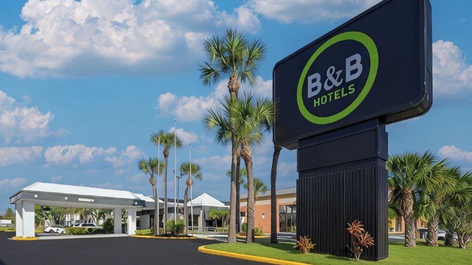 B&B Hotel Orlando International Drive Near Universal - Newly Renovated!