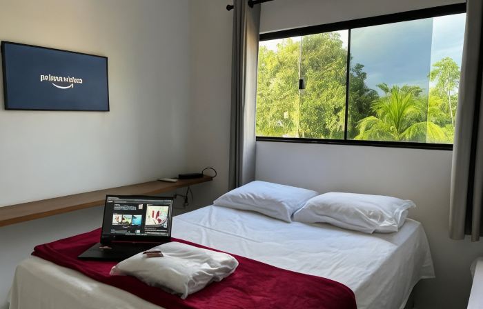 Cubo Hotel