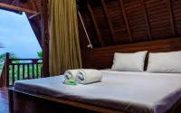 Woody Villa