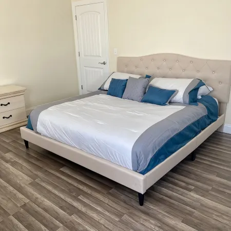 Ocean View Luxury Penthouse • 4 Beach Badges • 2 Parking • Steps to Beach