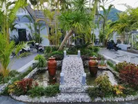 Ngoc Trai Xanh Bungalow - parking