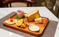 Ramada by Wyndham Serpong Hotel - sarapan
