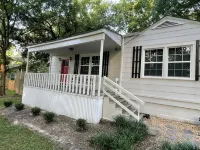 Mlb Season in Atlanta. Minutes Away from Truist Park at This Cozy, Charming Home - شرفة