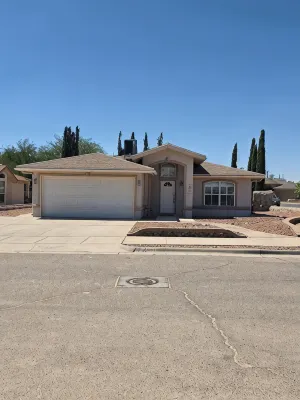 Cozy, Warm & Spacious Home - 4-Star