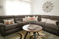 Spacious 4BR Home near ONT Airport