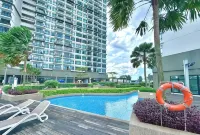 Molek Regency By Stayrene - Rooftop Pools