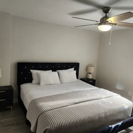Royal Palm flat