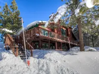 Tahoe Olympic 3 Bedroom Condo by RedAwning Hotels in Stateline