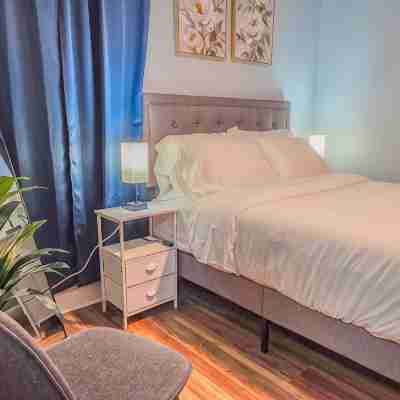 3-bedroom house in enchanting Niagara Falls with AC, WiFi Rooms