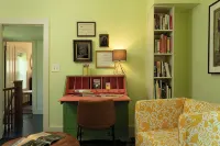 Brisbane House: Restored Historic Stone House in the Country - Homestays