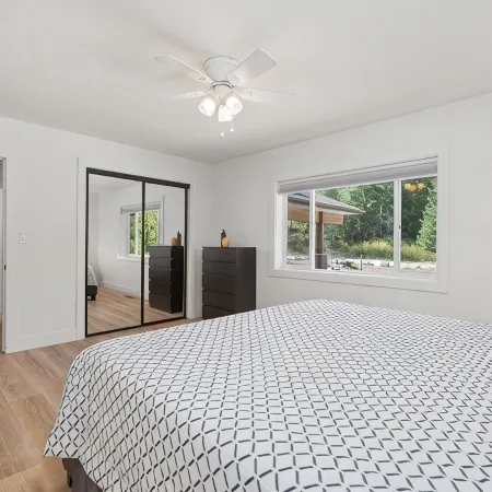 The Brite House – Newly Remodeled 6 Bed / 6 Bath Retreat