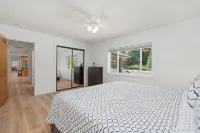 The Brite House – Newly Remodeled 6 Bed / 6 Bath Retreat - balcony