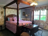 The Dickey House, Queen Anne Suite Hotels in Webster County