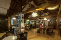 RedDoorz Syariah Plus Near Trans Studio Cibubur - petit déjeuner